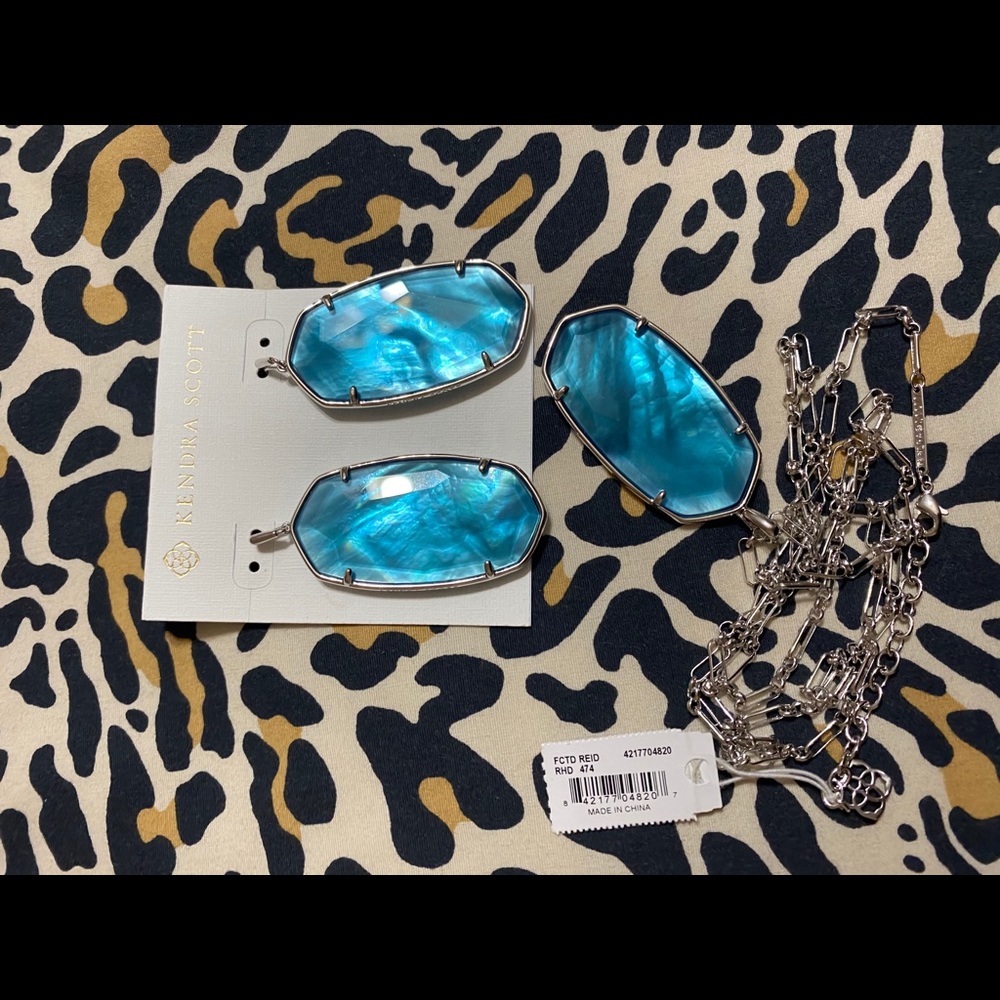 Kendra Scott set